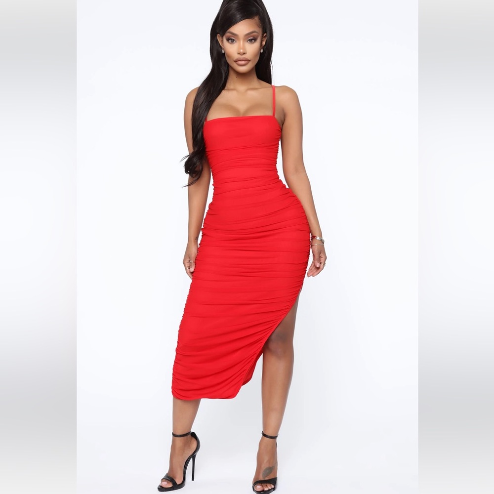 Like new Fashion Nova red dress size M